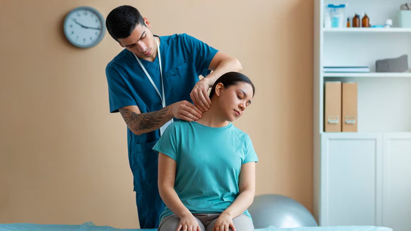 Thyroid Health 101: Symptoms, Testing & Treatment